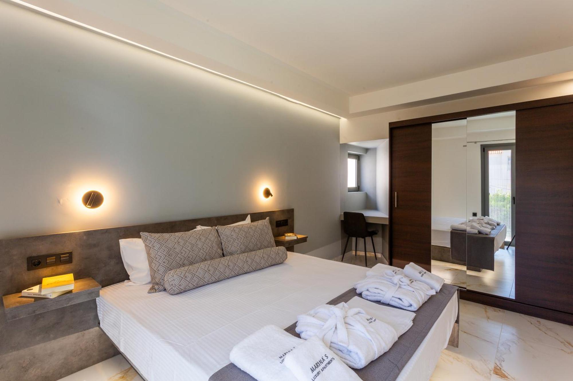 Marina Apartments Kardamyli Exterior photo