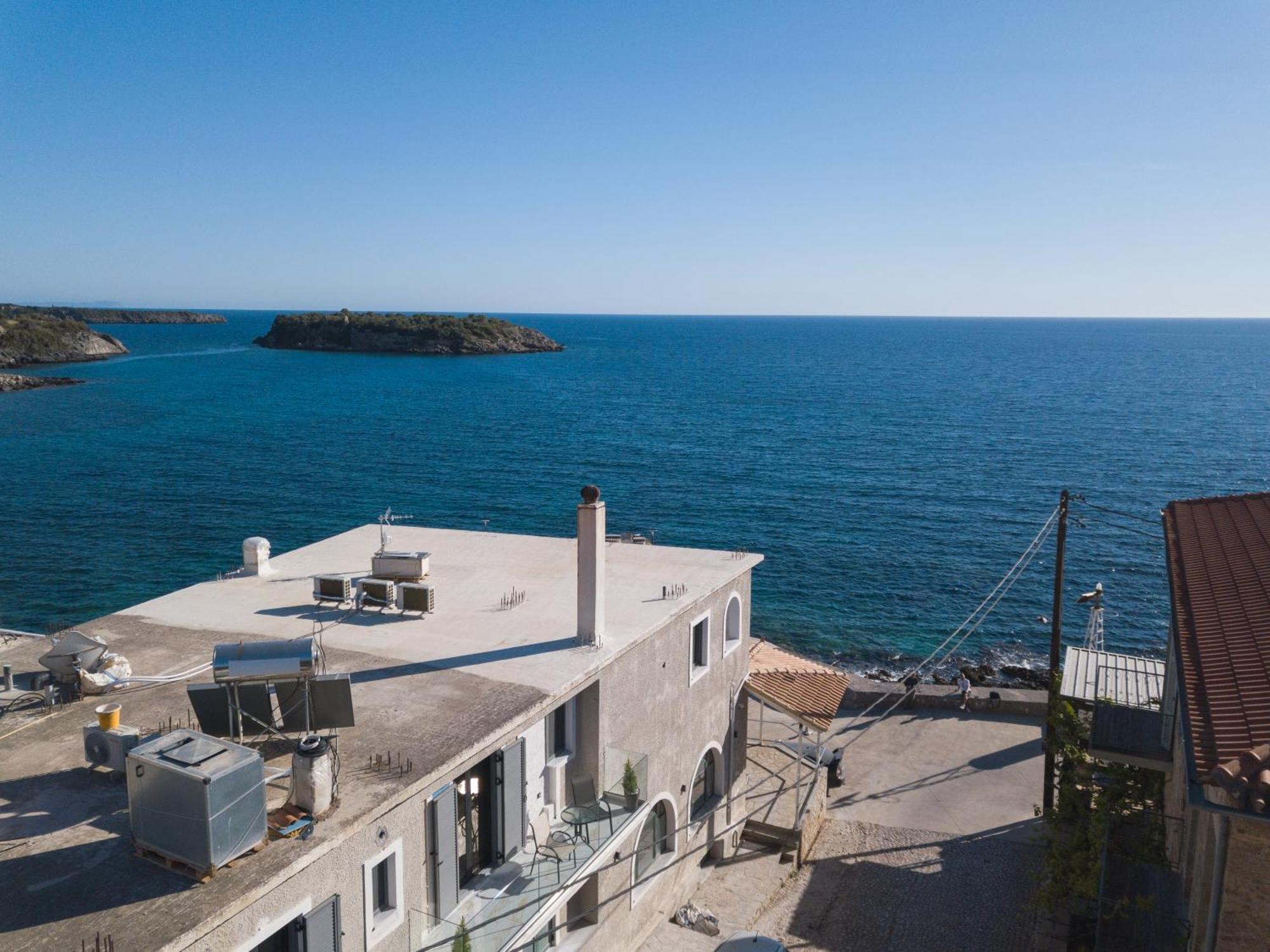 Marina Apartments Kardamyli Exterior photo