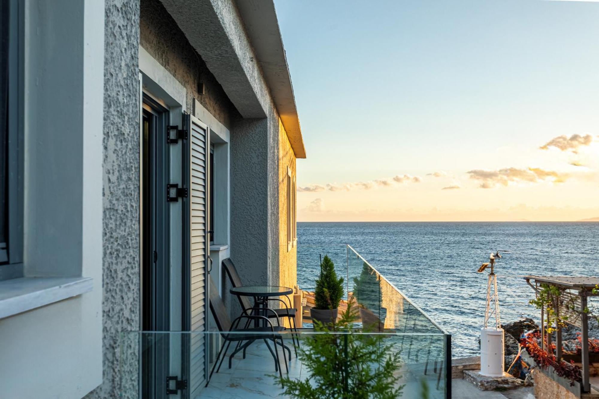 Marina Apartments Kardamyli Exterior photo